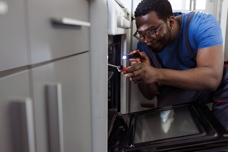 Oven & Stove repair in Carson